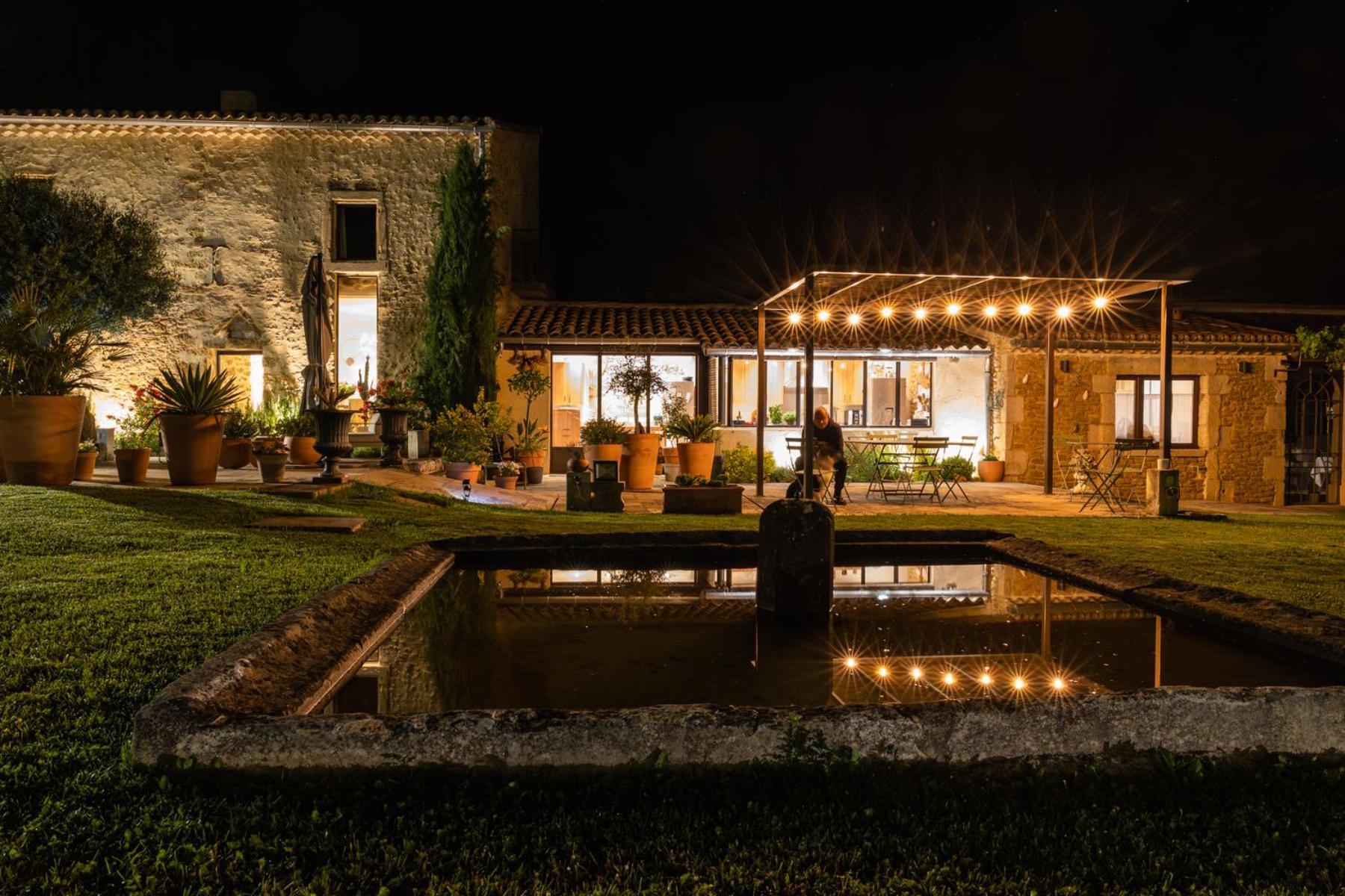 Bed and Breakfast Jas Des Roches Grignan Exterior foto