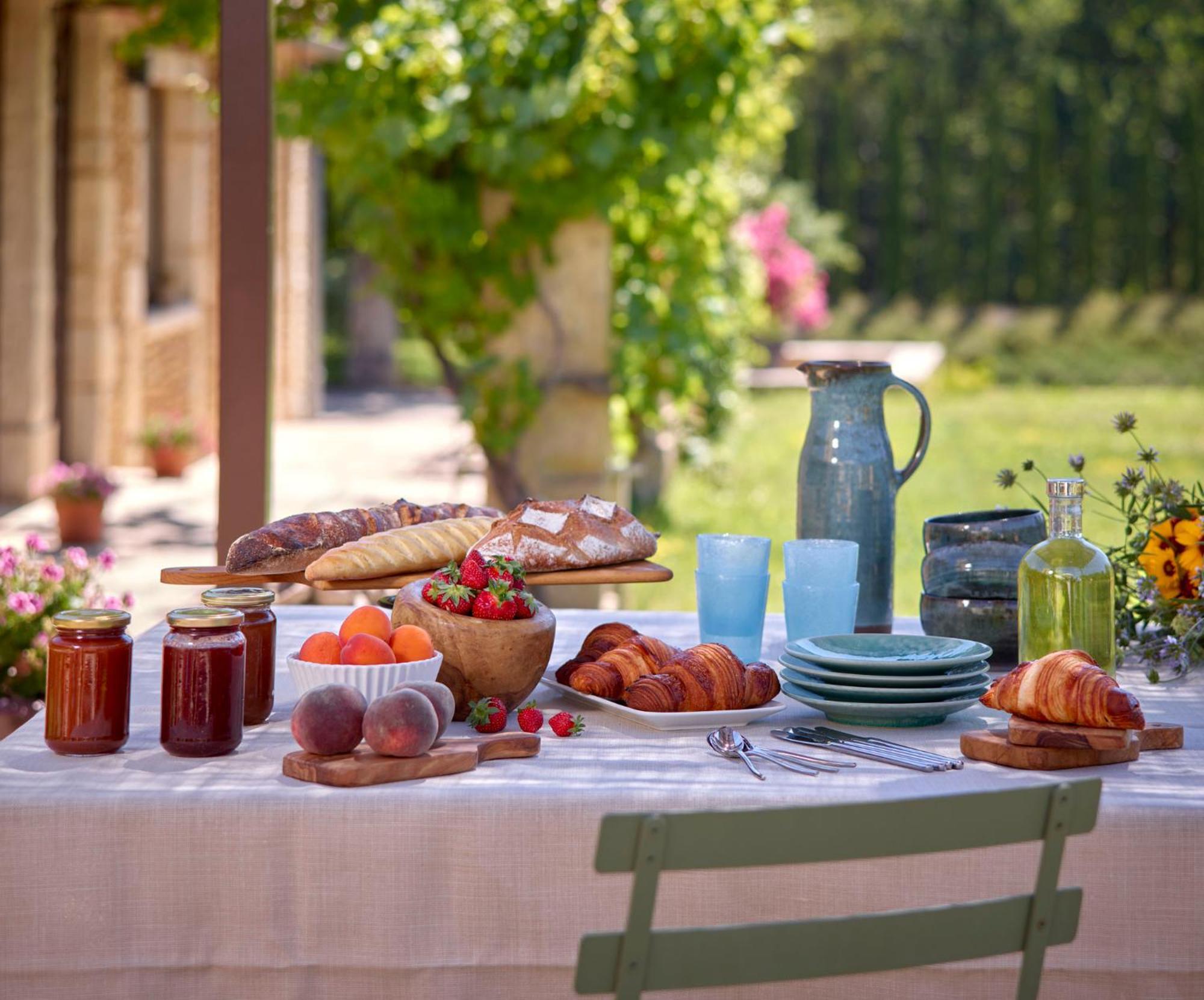 Bed and Breakfast Jas Des Roches Grignan Exterior foto